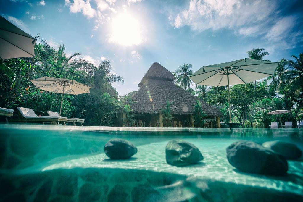 Clandestino Beach Resort Parrita Buitenkant foto